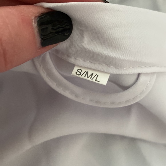 Wedding Robe - Picture 2 of 3